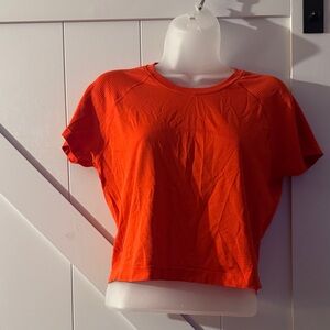 lululemon athletica Vibrant Orange Short Sleeve Tee